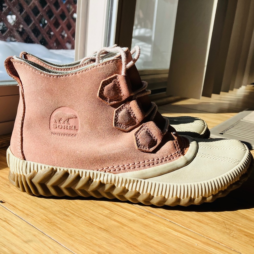 Sorel out n about boot